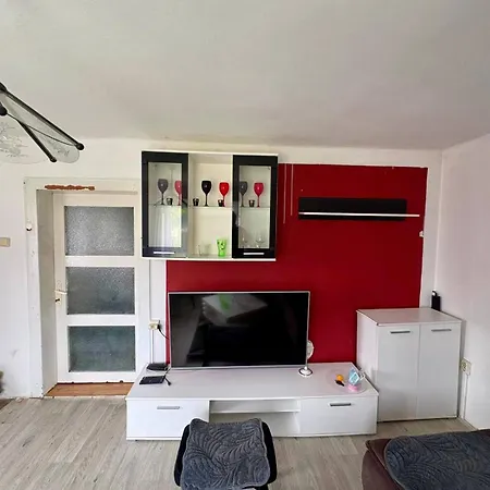 Domecek Drahuska Holiday home *