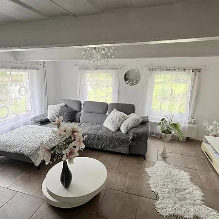 Holiday home Domecek Drahuska Janov (Decín)