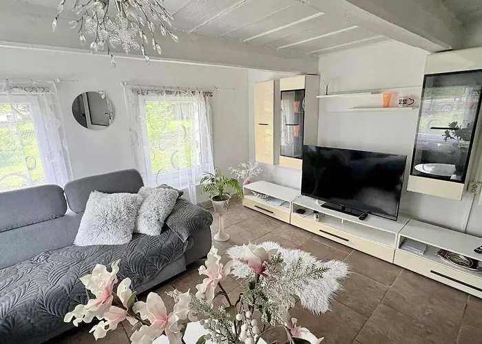 Tatil Evi Domecek Drahuska - Own Fishing *